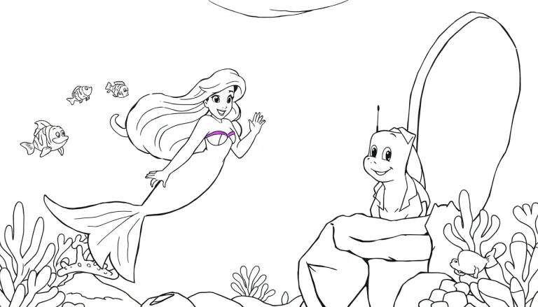 Desenho para colorir de uma sereia acenando para peixes e uma tartaruga com gravata borboleta perto de uma caverna, com plantas marinhas.