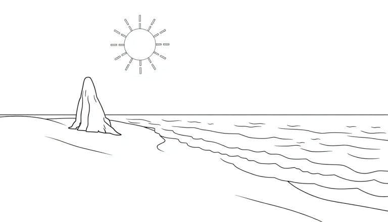 Praia em preto e branco com rocha coberta e sol radiante.
